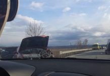 ACCIDENT DN1C: Trei răniți după ce un șofer a ieșit fără să se asigure în drumul principal (foto)