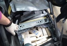 CAPTURA RECORD: Doi olandezi, depistati în PTF Sighetu Marmaţiei cu 84 de kilograme de heroină (FOTO/VIDEO)