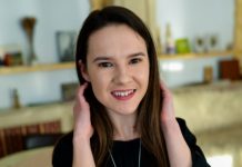 SUSŢINERE: Mobilizare generală pentru a o susţine pe Oana, care are nevoie de o operaţie în SUA, singura ei şansă de a scăpa de durerile insuportabile