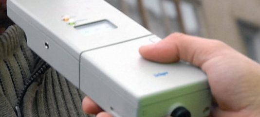 FĂRĂ CAP: Un bistrițean prins în comă alcoolică la volan în Suciu de Sus