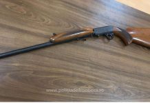 SIGHETU MARMAȚIEI: Armă de vânătoare descoperită într-un autoturism