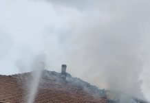 Ultimă oră: Incendiu violent – Arde școala din Văleni, comuna Călinești (foto/video – EXCLUSIV)