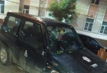 NU A OPRIT LA POLIȚIȘTI: Urmărit a distrus totul în cale. Puștanul de 19 ani din Vișeu de SUs nu avea permis și era beat (galerie foto)
