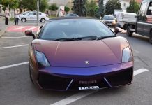 FOTO CITITORI: Andrei din Alba și-a ”abandonat” Lamborghini-ul pe trei locuri de parcare sub ochii polițiștilor