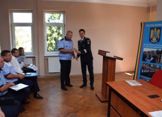 Zece poliţişti, toţi de nota 10, felicitaţi de şeful Inspectoratului de Poliţie al Judeţului Maramureş (FOTO)