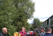 UN NOU INCIDENT FEROVIAR: UN VAGON AL MOCĂNIȚEI AR FI DERAIAT PE VALEA VASERULUI (GALERIE FOTO)