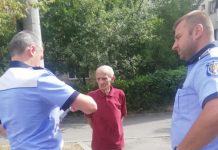 VIDEO / ACTUALIZARE: Bătrânel din Baia Mare prins beat la volan. Poliția Locală a chemat Poliția Rutieră