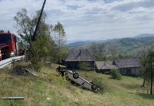 ACCIDENT LA PETROVA: A plonjat cu mașina într-o râpă de pe Hera (foto/video)