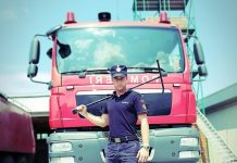 Băimăreanul Denis Săsăran, elevul cu voce de aur de la Şcoala de Pompieri ‘Pavel Zăgănescu’ din Boldeşti