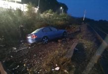 ÎNCĂ UNUL: A ajuns cu BMW-ul în zona liniei ferate la Hideaga