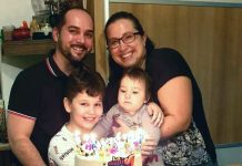 EXCLUSIV – CAMPANIE ÎN PREMIERĂ – Vânătoare de cadouri în Baia Mare, în perioada 1-25 decembrie. Ce spune tânăra care a inițiat acțiunea (FOTO)