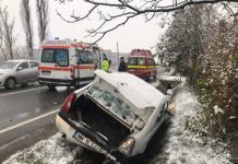 IMAGINI EXCLUSIVE – NEBUNIE DE IARNĂ – Prima ninsoare mai serioasă, primele probleme. Accidente și blocaje în tot Maramureșul. Intervenții în pasurile montane (GALERIE FOTO/VIDEO)