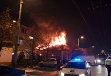 ACTUALIZARE / INCENDIU VIOLENT – Casă în flăcări pe strada Mihai Eminescu din Baia Mare (VIDEO / GALERIE FOTO)