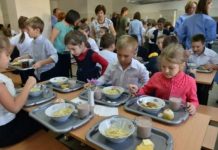 MARAMUREȘ: Elevii de la Școlile din Bicaz, Leordina și Băiuț vor beneficia de programul ”Masa caldă”