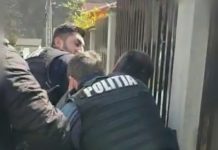 VIDEO ȘOCANT: ULTRAJ – Trei polițiști abia-abia au putut încătușa în stradă un bărbat din Baia Mare