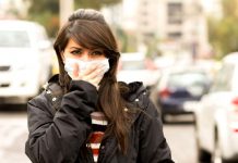 EXCLUSIV – SITUAȚIE INCREDIBILĂ ÎN MARAMUREȘ: Oamenii obligați ilegal să poarte mască. SE ÎNCALCĂ LEGEA. 26 de morți în Maramureș