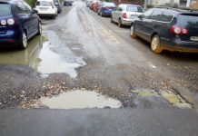 FOTO – Strada Vlad Țepeș din Baia Mare arată mai rău ca-n Epoca de Piatră