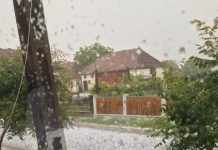 VIDEO – PAGUBE: Grindina a distrus Căminul Cultural din Ulmeni dar și zeci de hectare de teren agricol