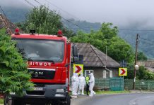 FOTO, VIDEO EXCLUSIV: PANICĂ LA LEORDINA. Accident provocat pe DN18 de doi sigheteni depistați la Constanța cu coronavirus. Erau vânzători ambulanți pe litoral