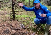 EXCLUSIV VIDEO – 6 obuze descoperite de un borșean la nici 10 metri de drumul național 18