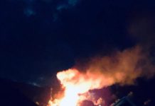 FOTO/VIDEO EXCLUSIV: O butelie a explodat, un om a fost rănit iar gospodărie a fost mistuită de flăcări la Poienile de Sub Munte (ACTUALIZARE)