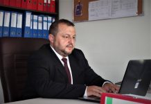 MĂRTURIE HALUCINANTĂ – Testat pozitiv cu Covid – 19, lui Bogdan Gavra i s-a sugerat să meargă la spital cu mașina personală de către DSP Maramureș. ”Dumnezeul județului” – DEMISIA