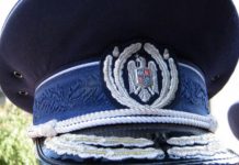 VIN VREMURI GRELE: Poliţiştii ameninţă că îşi suspendă activitatea dacă Guvernul nu le dă suplimentul de 2.500 de lei. “Ministrul Vela este în campanie”