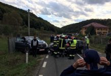 EXCLUSIV FOTO/VIDEO: Impact violent între două autovehicule între Năsăud și Bistrița (ACTUALIZARE)