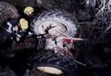 EXCLUSIV: Tragedie la Săliștea de Sus. S-a răsturnat cu tractorul într-o râpă și a murit