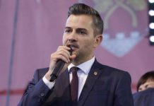 Cosmin Butuza (PSD): ”România guvernată de Dreapta Unită ține școlile închise, procedând invers decât restul Europei”
