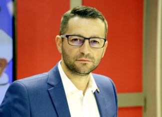Deputatul Adrian Todoran: Reducem numărul de parlamentari la 300. Am promis, ne ținem de cuvânt