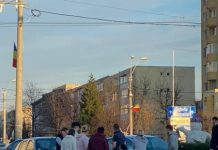ACTUALIZARE / GALERIE FOTO: Pietoni loviți de o mașină pe o trecere în zona Semilună din Baia Mare