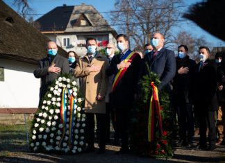 Liberalii maramureșeni au onorat Ziua Națională a României la Șișești