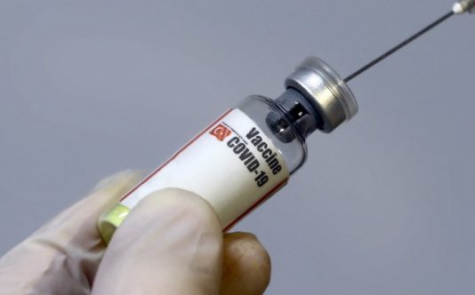 EXCLUSIV: Director de instituție publică vaccinat împotriva COVID-19, depistat pozitiv și internat la Spitalul de Infecțioase din Baia Mare