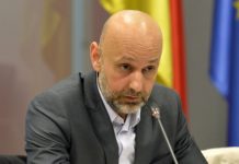 „Mi s-a făcut rău” – Valeriu Nicolae publică o listă cu liderii USR-PLUS care au luat bani din Consiliile de Administraţie