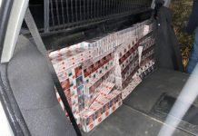 NEBUNIE LA BONTĂIENI: Mașini urmărite de 6 echipaje de poliție și blocate în trafic. Suspecți încătușați (ACTULIZARE – FOTO)