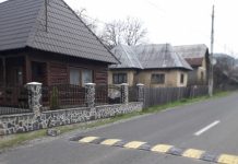 VIDEO: Familie din Firiza, terorizată de un șofer care îi agasează încontinuu (actualizare)