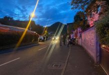 FOTO CITITORI: Impact între un motociclist și un autoturism în Baia Mare