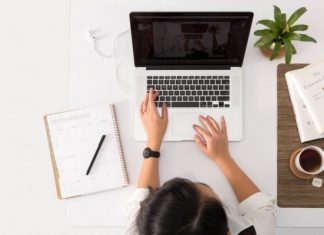 Obiceiurile românilor pe internet!