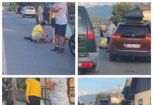 FOTO / VIDEO EXCLUSIV BORȘA: Un bărbat aflat pe un moped a căzut pe șosea în fata unei mașini (actualizare)