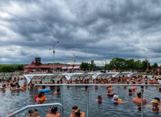 Vara s-a încheiat, dar sezonul de băi termale continuă în Stațiunea Turistică Tășnad
