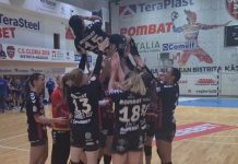 Meci emoţionant de retragere pentru extrema Valentina Ardean Elisei alături de glorii ale handbalului românesc