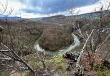 REPORTAJ TURISTIC: Pe Piatra Ciutei, mai aproape de Dumnezeu