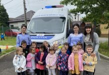 Micii pietoni ai Grădiniței cu program prelungit nr. 8 din Baia Mare, vizitați de polițiști