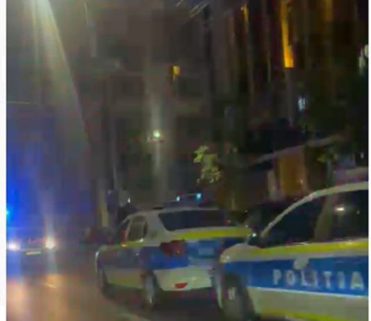 Scandal între doi bărbaţi şi femeie bătută la Granitta Cafe