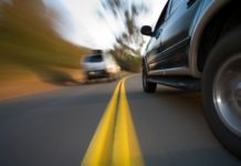 Circula pe bd. Independenţei din Baia Mare cu 120 km/h la volanul unui autoturism neînmatriculat